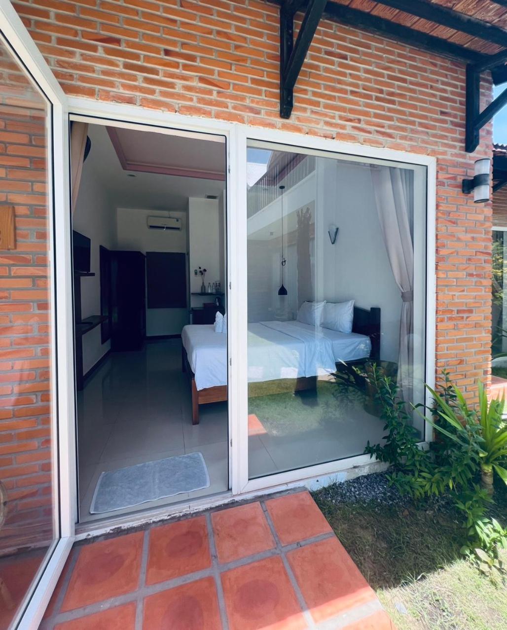 Tuong Vy Boutique Hotel Mui Ne Phan Thiet Exteriör bild