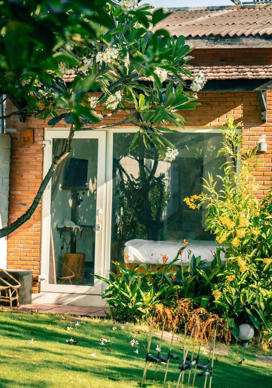 Tuong Vy Boutique Hotel Mui Ne Phan Thiet Exteriör bild